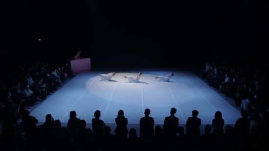 “跃动她影在西岸”当代舞蹈节弘扬女性创造力