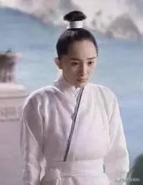 一招改善含胸驼背骨科医生,骨科医院专门矫正驼背