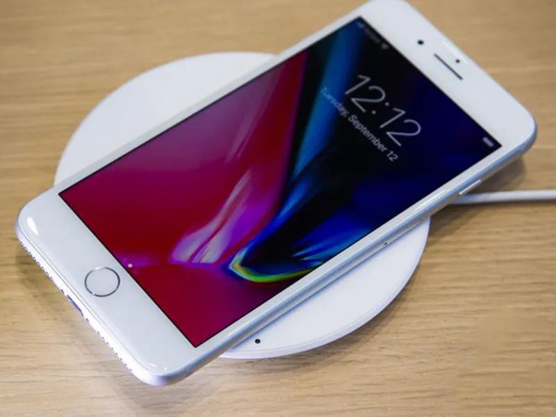 iphonese3前面板能改白色吗,苹果手机经典红色是哪一款