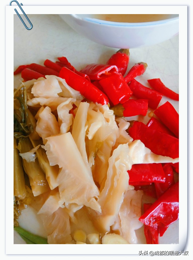 嫩黄豆烧鸭子川菜做法,川菜鸭子烧黄豆