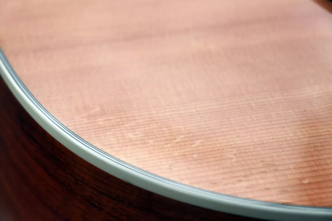 泰勒414ce底价,泰勒414ce和614ce如何选择