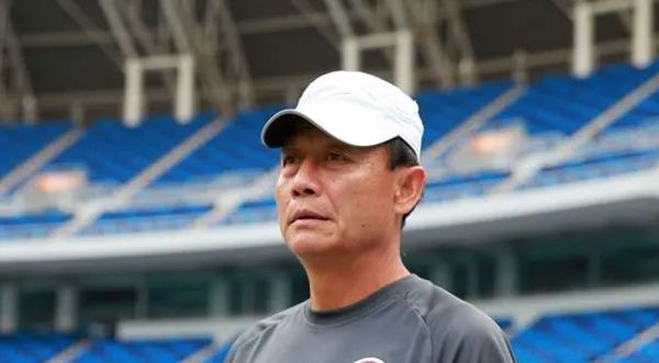 别大爷送战友泰达故土辞行施蒂利克·吟