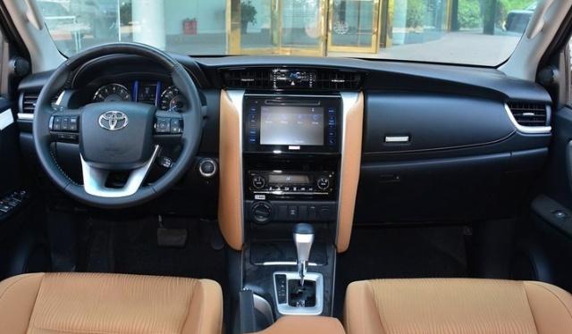 朋友买来18款丰田“小霸道”，只花了21万，表哥气得想砸了汉兰达