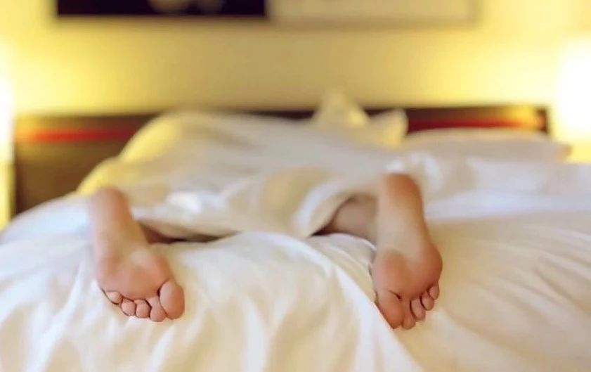 试睡员工月薪多少钱,招聘月薪6万凶宅试睡员