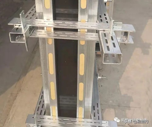 北京国风尚城项目，模板加固这样施工