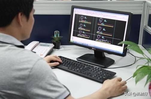 机械类和机械电子工程哪个专业好,机械电子工程工业机器人专业好么