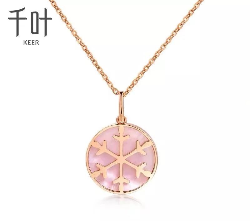 不倒翁女孩最近火了,不倒翁女子抖音