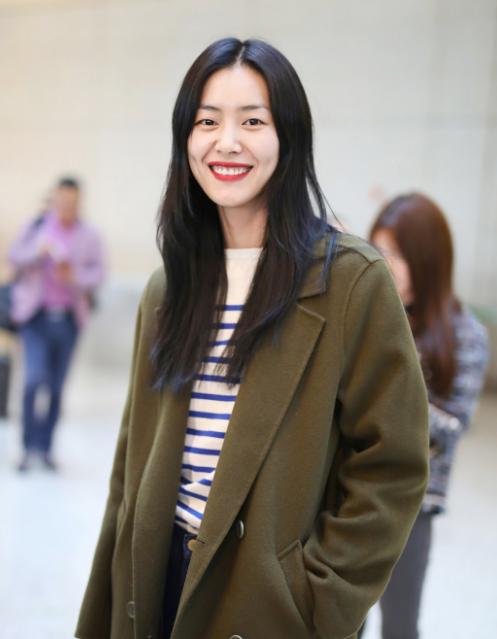 女士怎么穿搭显瘦又显高,不会穿搭的女生这样穿显瘦又显高