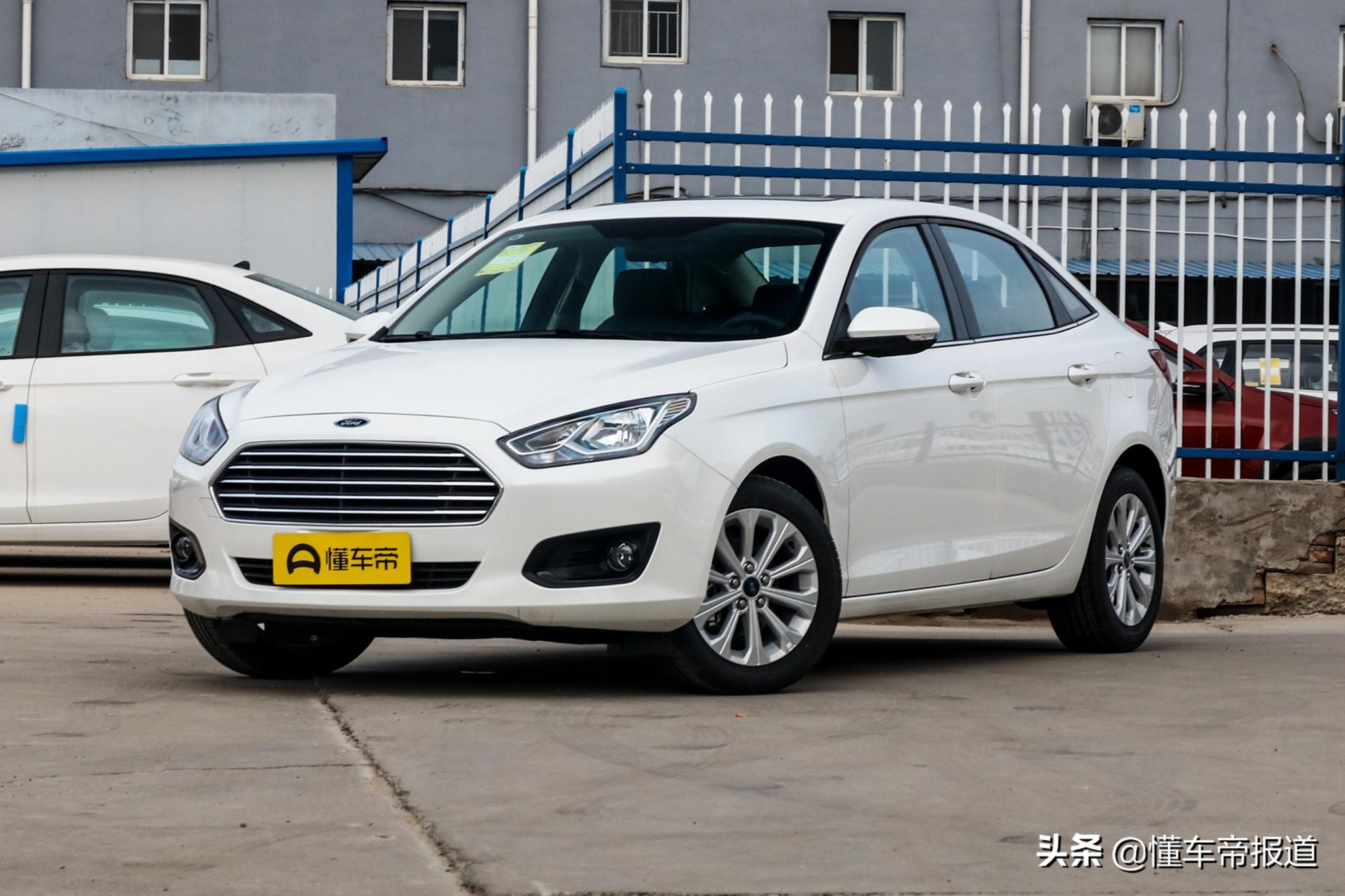 福特新福睿斯视频,长安福特新款福睿斯要来了