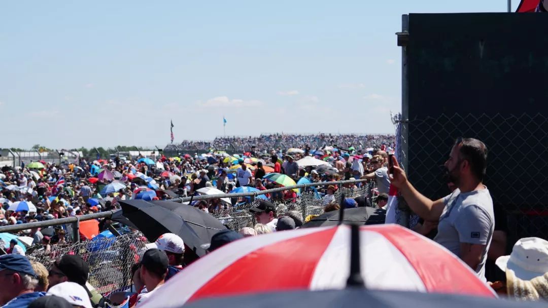 f1红牛车队阿斯顿马丁,阿斯顿马丁f1赛车队