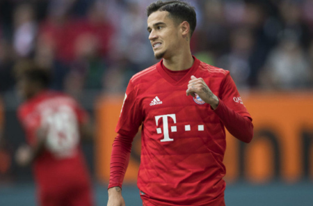 前腰迷失不是哪家豪门的错，这个时代他们拿什么跟前卫去拼？