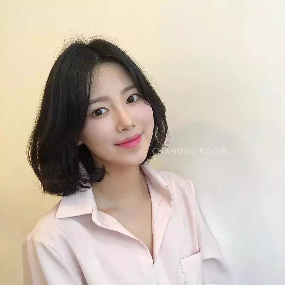 中长发锁骨发烫发中卷,初恋锁骨发中长发烫发