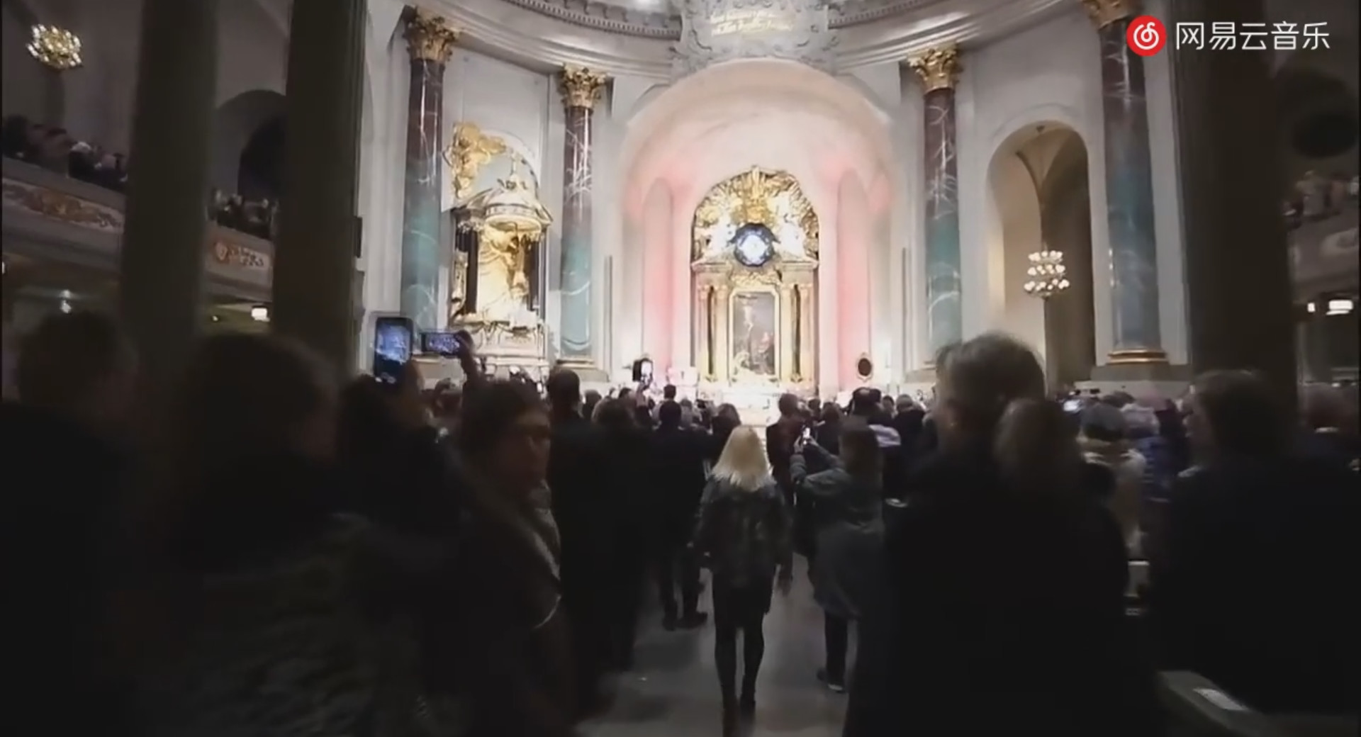 avicii有多受欢迎,avicii最后一次来中国