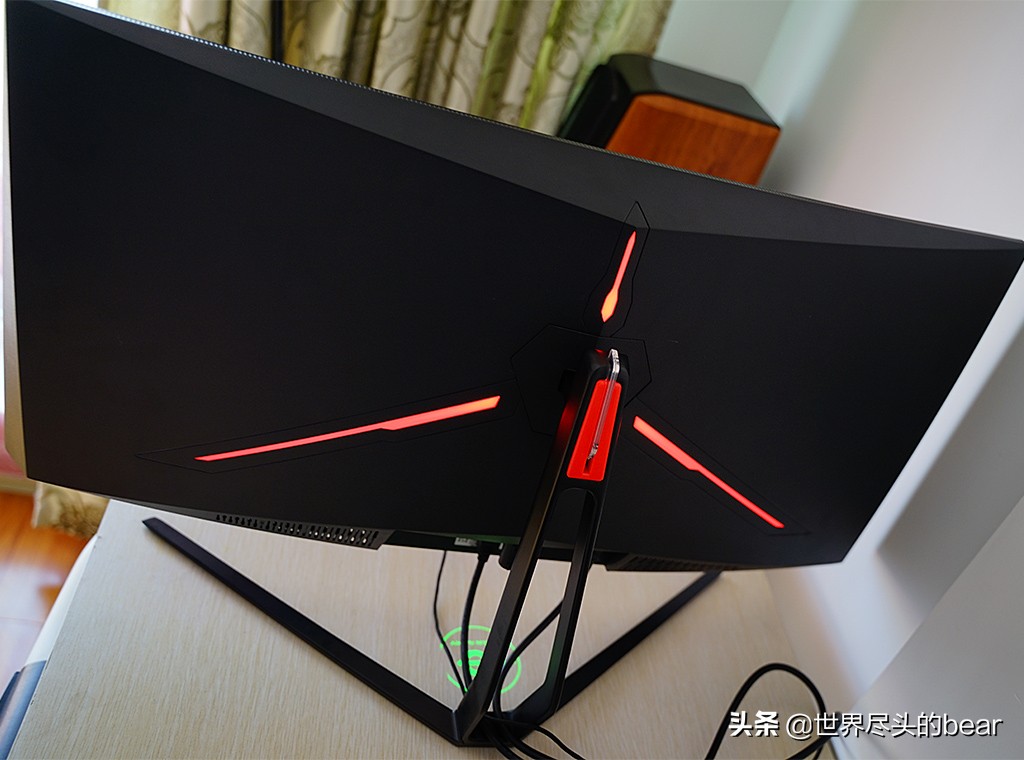 泰坦军团n34sq-plus评测,让视野更宽广与世界同脉动