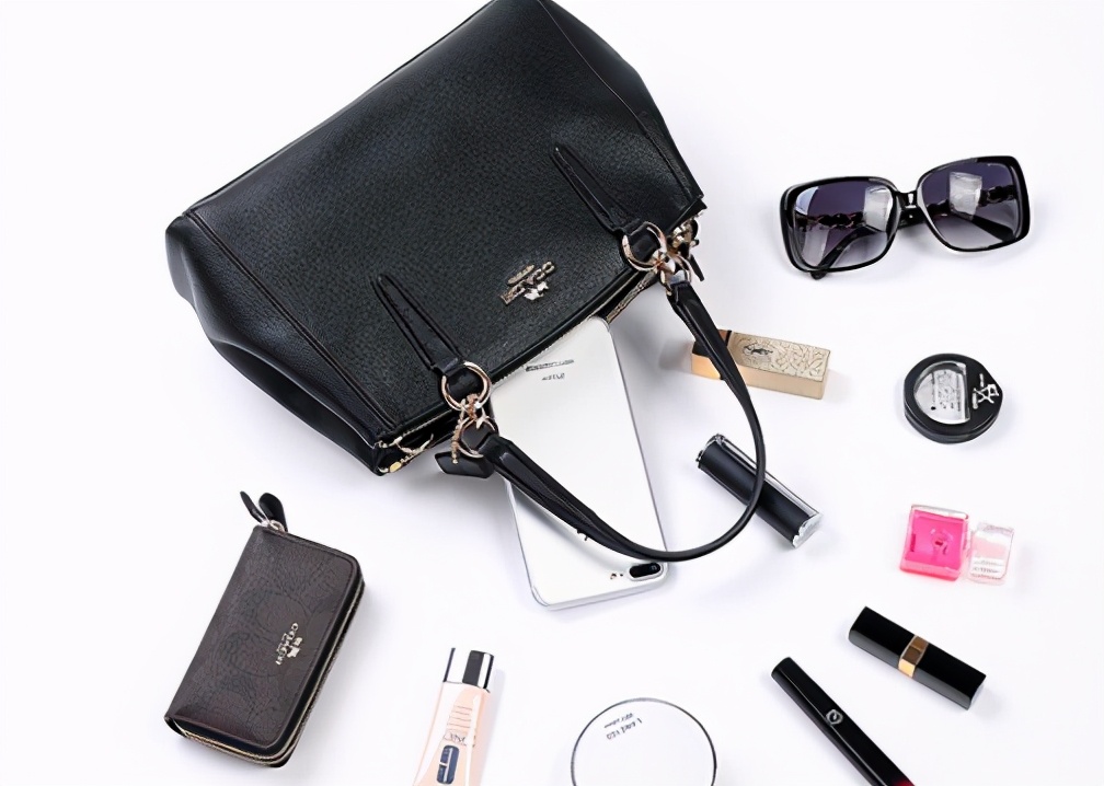 蔻驰coach经典款,蔻驰故事牌翻译