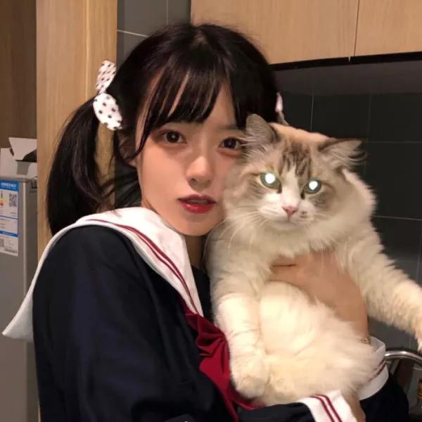 鼻子上黑头怎么改善,女生鼻子上有黑头怎么办