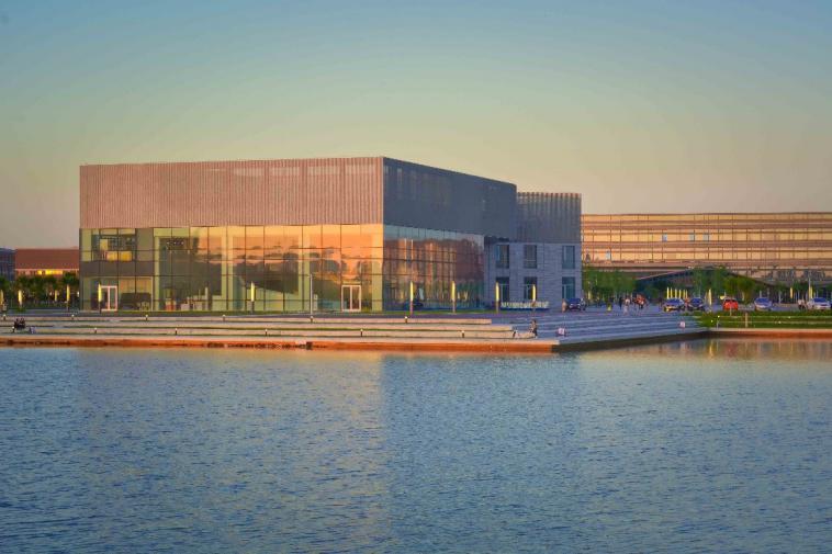 互联网大佬是怎样白手起家的,白手起家的互联网企业家