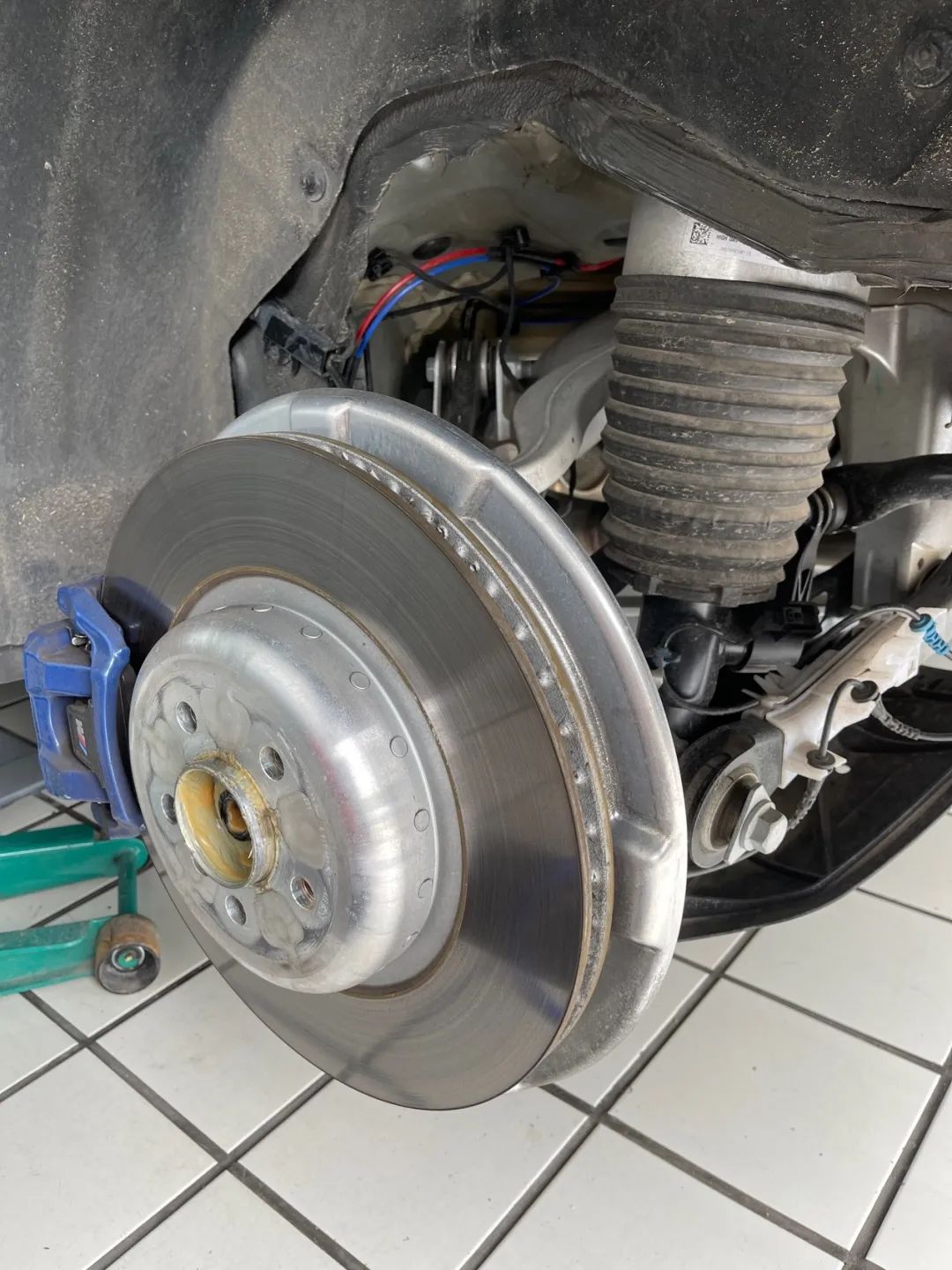 宝马保养标准流程展示,宝马保养攻略你都知道哪些