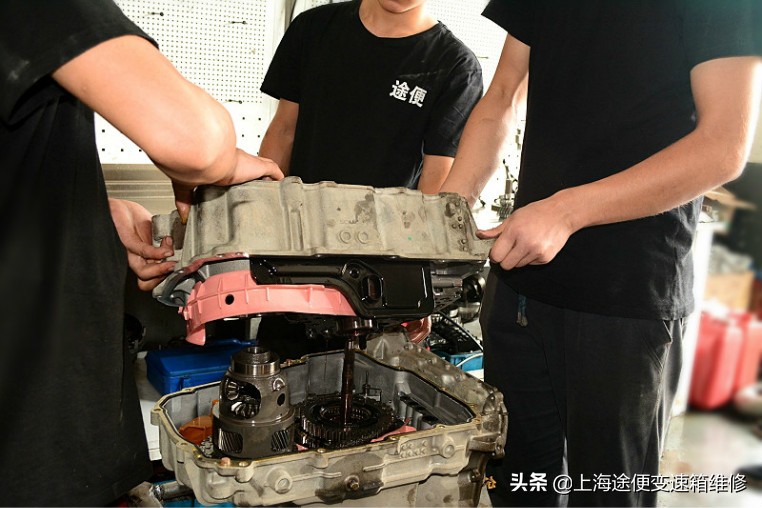 通用6at变速箱电脑故障的表现,通用6at变速箱换油用重力还是循环