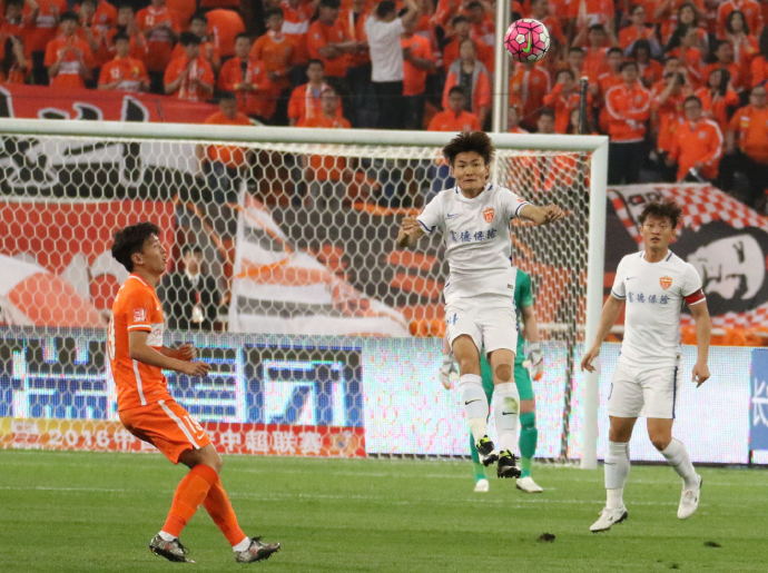 这支“升班马”以顽强的意志品质赢得中超主场首秀，这场胜利永载史册！请看延边职业足球风云录（连载39）