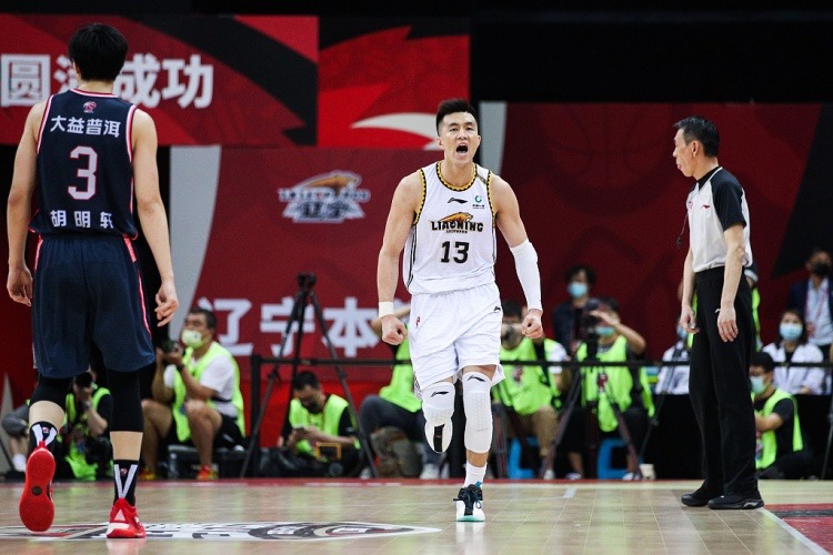 辽宁队最新消息郭艾伦,cba总决赛g2广东vs辽宁郭艾伦采访