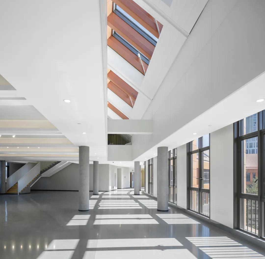 杭州市奥体实验小学及幼儿园/浙江大学建筑设计研究院