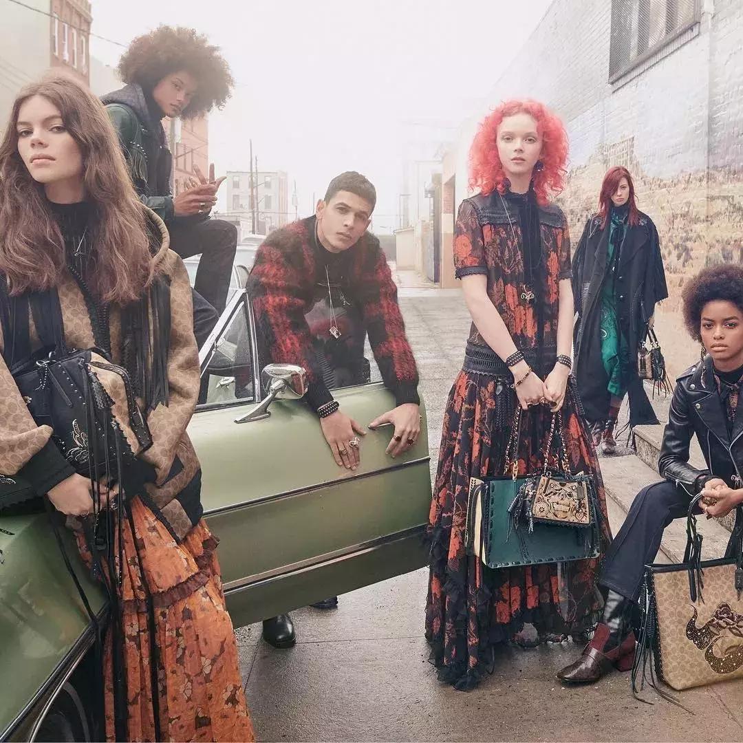 品牌女包包推荐网红款2022年新款,最近两年流行的包包品牌