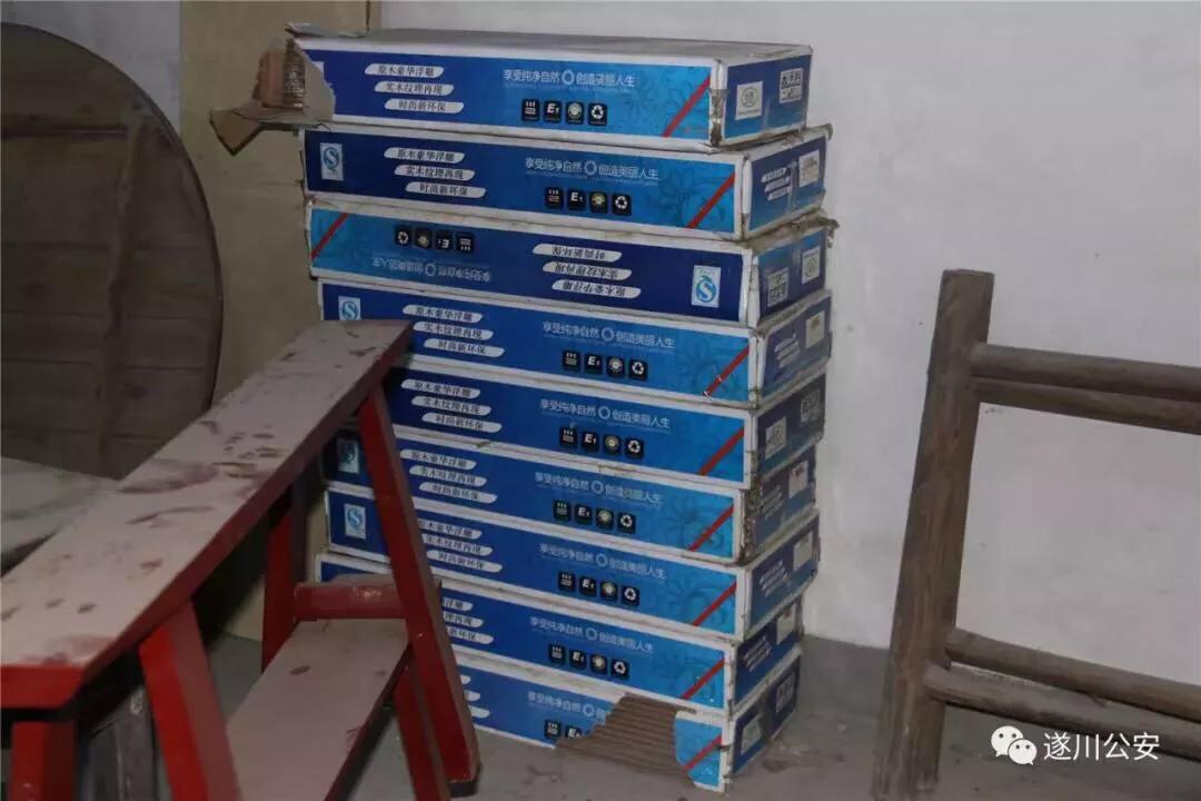 男子沉迷赌博欠债数百万,小伙子沉溺赌博背负上百万元债务