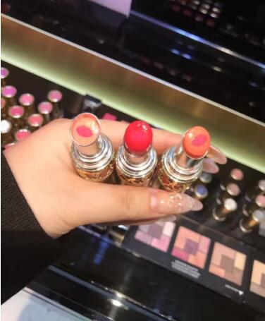 19年口红,兰蔻乌龙茶色口红