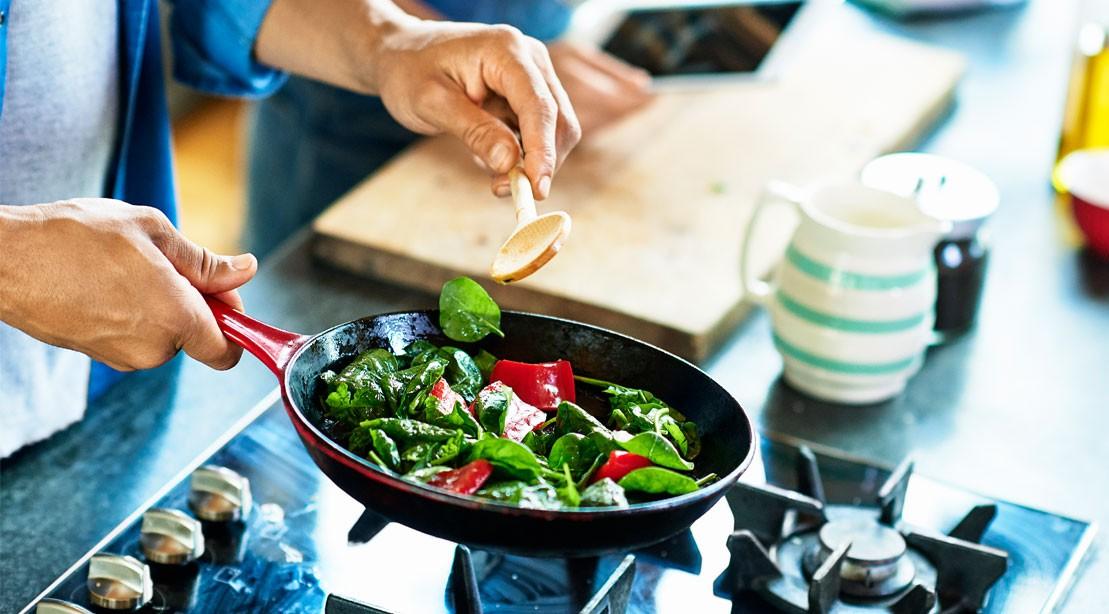 新手能边减脂边增肌饮食怎么控制,初学者健身增肌的饮食技巧文库