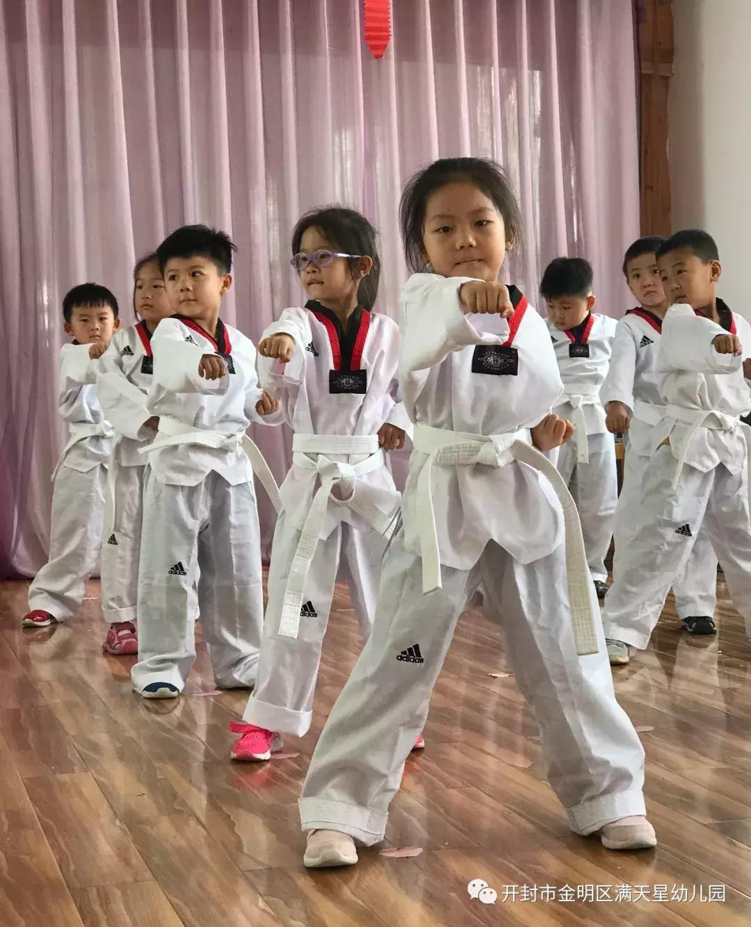 七彩童年梦，闪耀满天星：开封世幼·满天星幼儿园晚托特色汇报