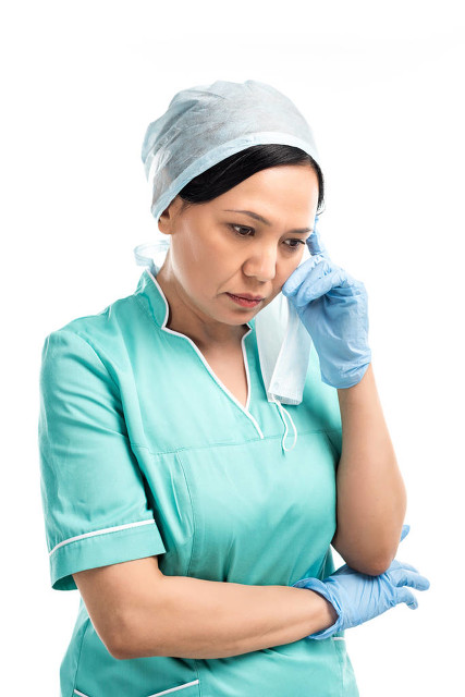 医院护工能帮病人买饭吗,护工买饭给病人吃有责任吗