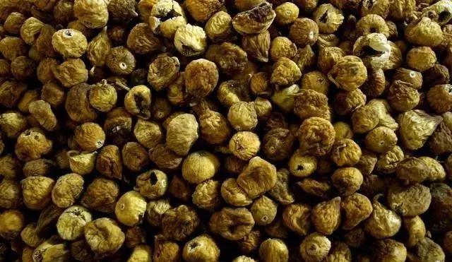 新疆最爱吃的零食,干果美食总有一款适合你