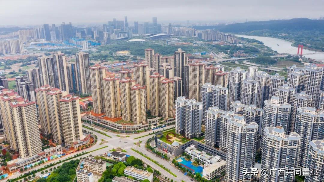 鎴戝湪鍗楀畞绛変綘瑙嗛,鎴戝湪鍗楀畞绛変綘鍘熺増