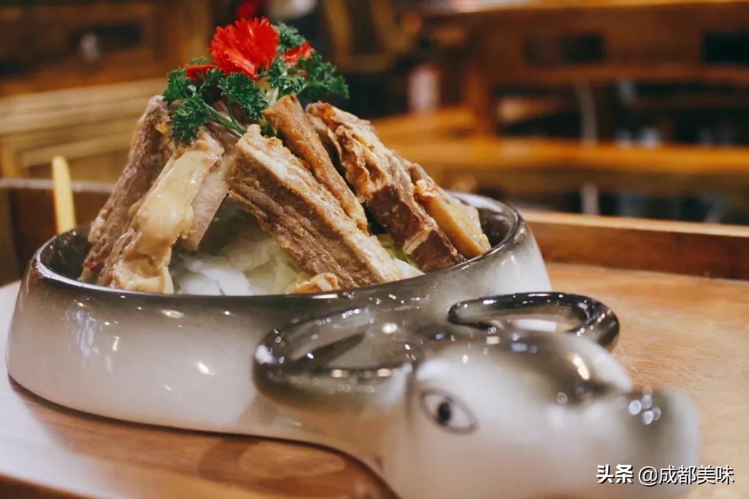 矮冬瓜的火锅店,矮冬瓜巴蜀笑星火锅