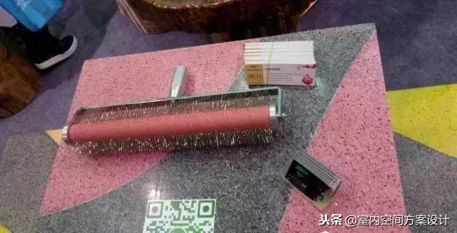 高强度自流平水泥施工方法,彩色水泥自流平地面施工视频