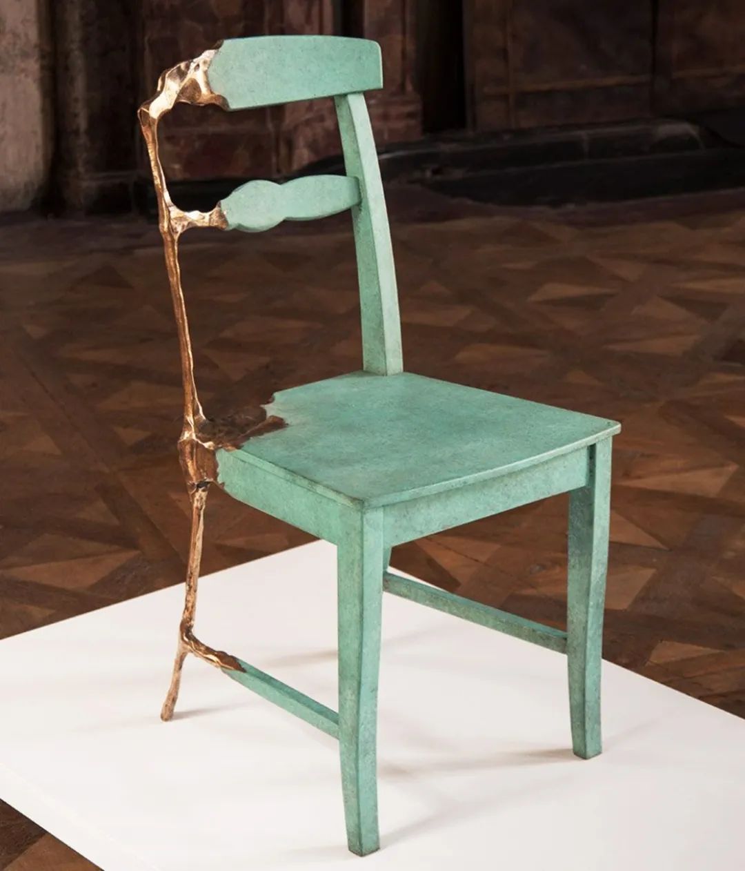 这些椅子的设计你见过几个？「北京新易设计坊」