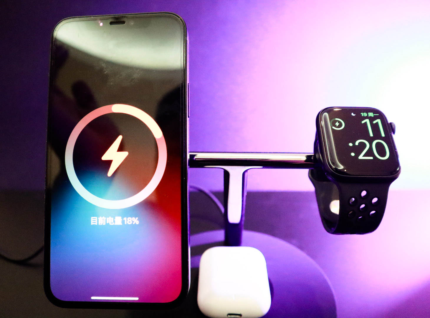 地表最强无线充？且看贝尔金三合一无线充值不值千元