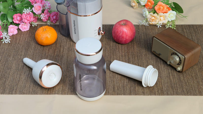 摩飞气泡原汁机苹果汁,来杯现榨果汁清凉一夏