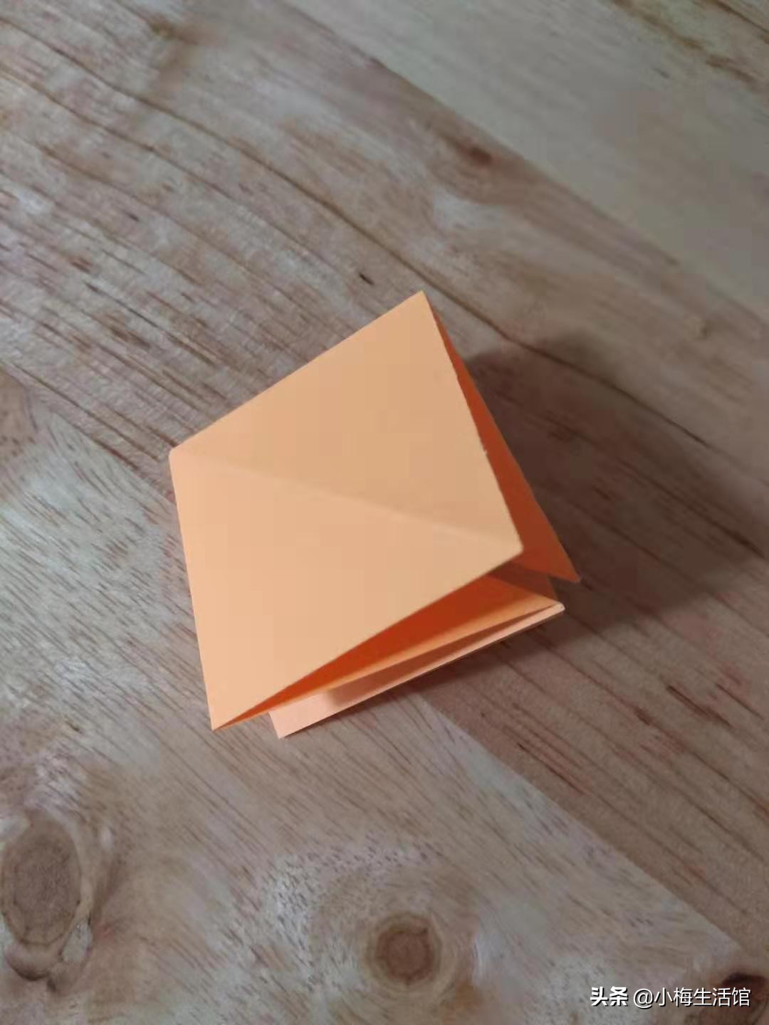 可爱的手工折纸小鱼,折法简单,适合小朋友学的折纸鱼