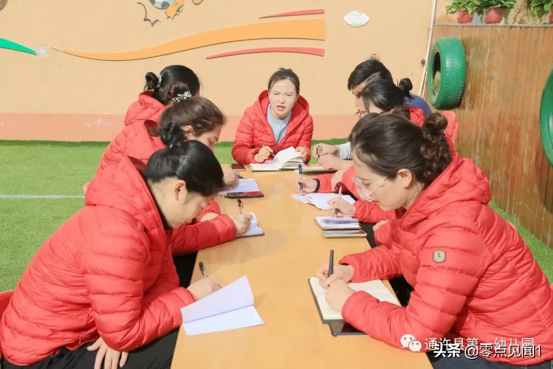 幼儿园传承教育点亮童年每一刻,幼儿园足球游戏教研