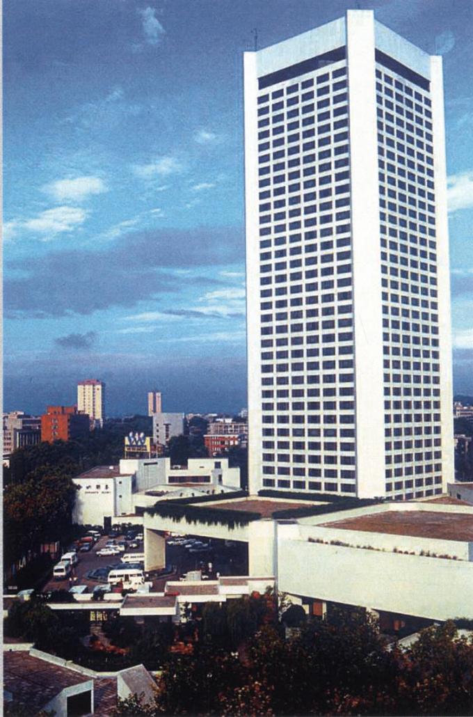 当年的金陵饭店是全国第一高楼吗,南京第一高楼变迁