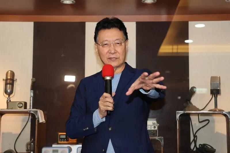 赵少康急抛两岸论述遭柯文哲嘲讽没那么容易