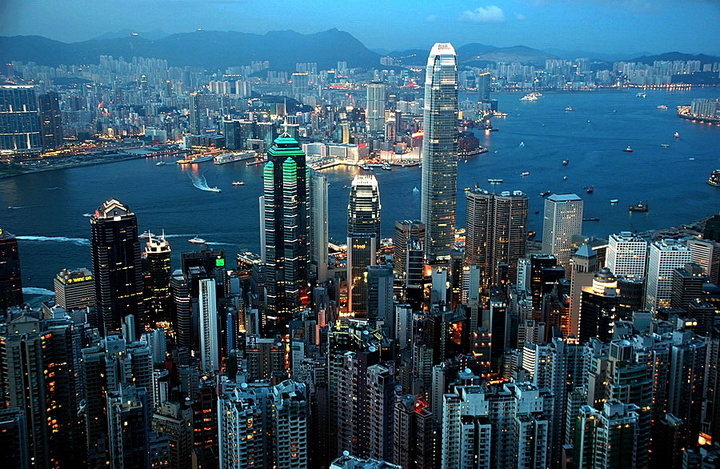 讲讲最近的网红个旧市，你可还记得当初顽强拼搏的锡山精神