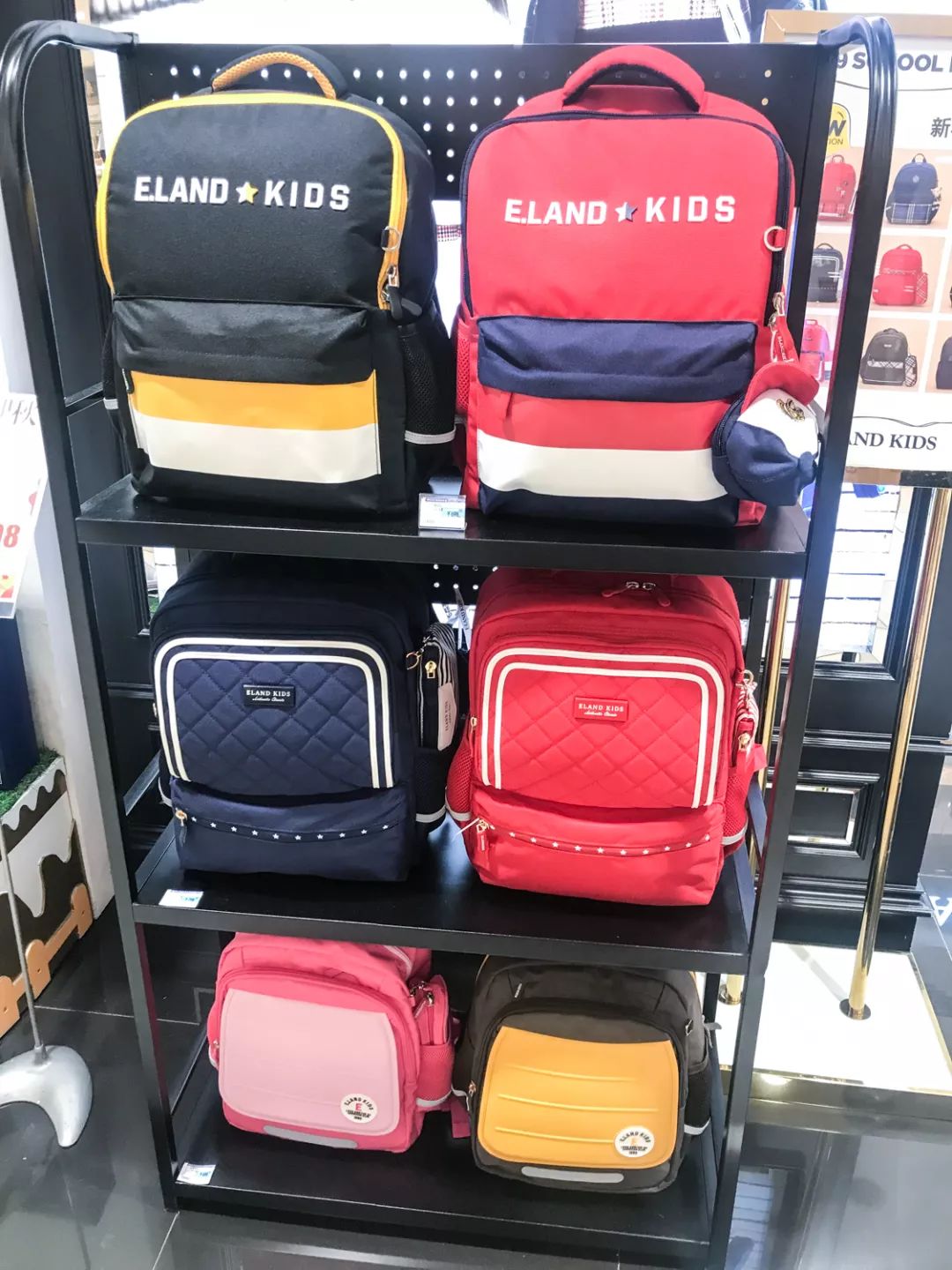 200-500儿童书包,儿童书包买轻便的还是减压的好