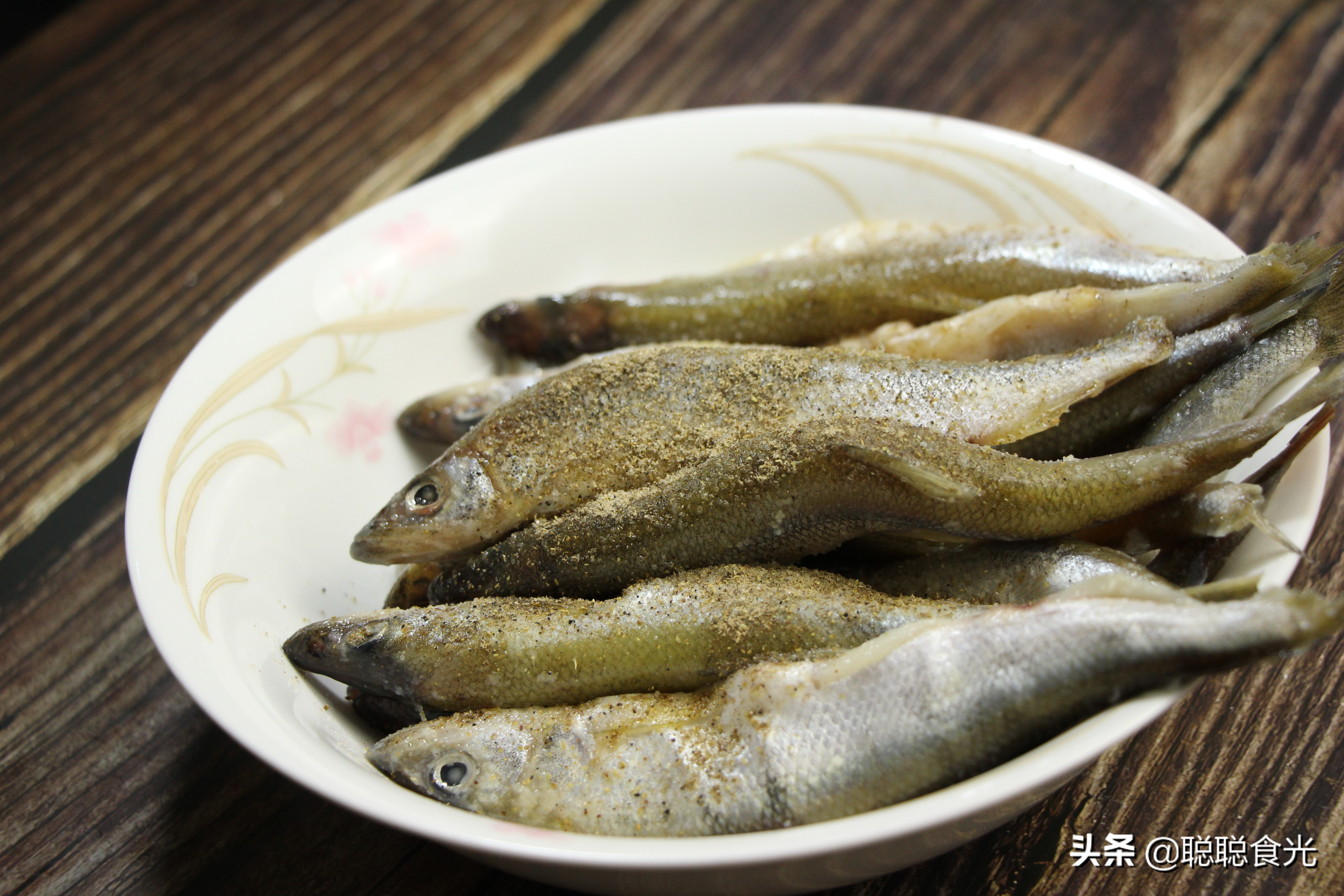 最适合香煎的鱼,煎出来的鱼不仅好吃而且不粘锅