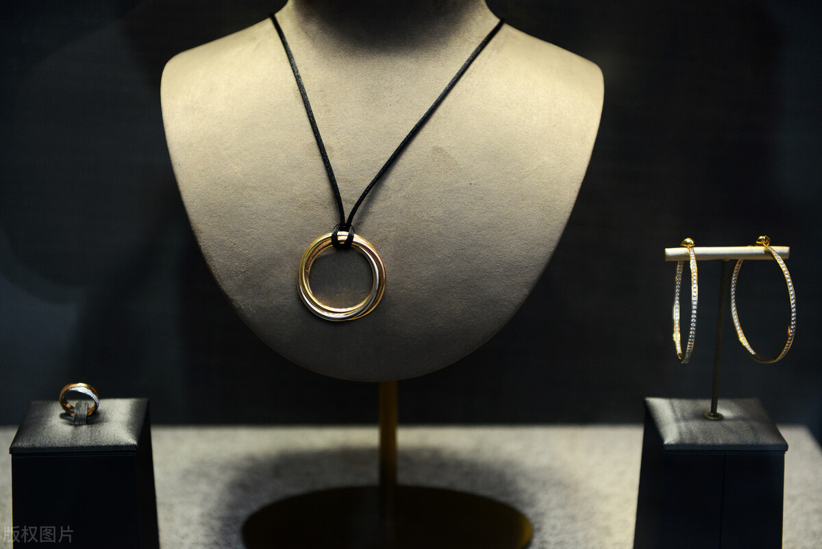 周大福珠宝的创立历史,珠宝界大佬周大福的发家史