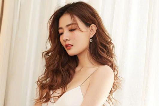 圆脸四方脸国字脸适合什么长发型,脸型与发型搭配国字脸