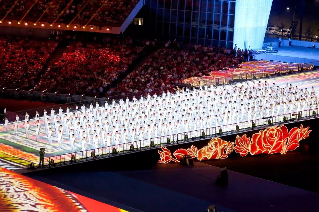 塔沟小子比赛完整视频,第十一届少数民族运动会塔沟