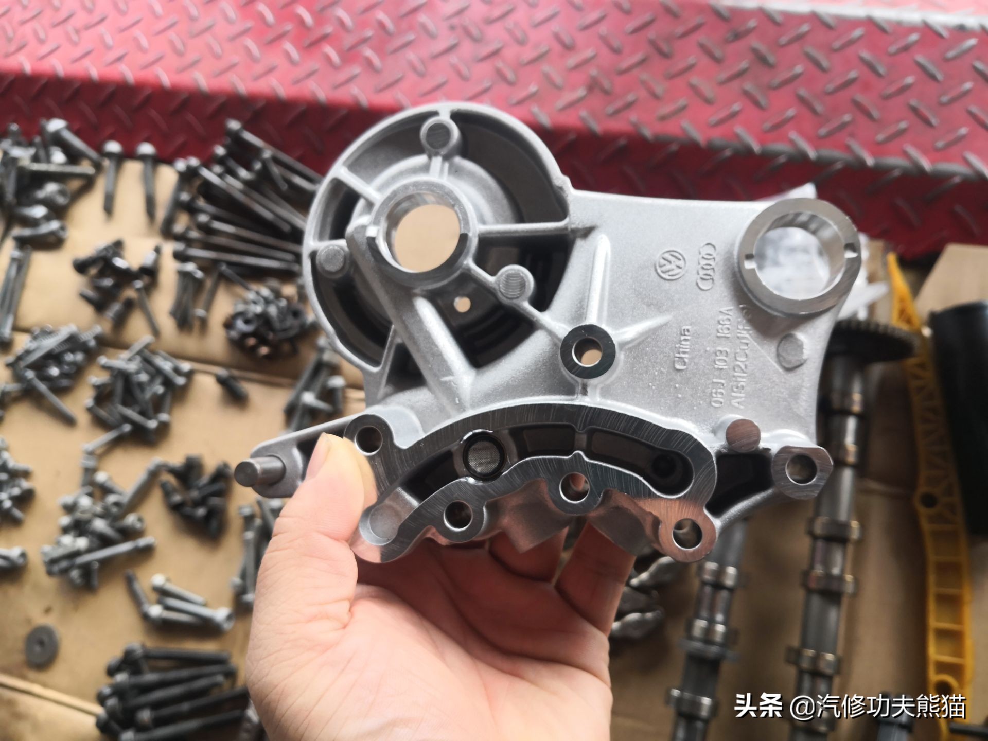 大众cc烧机油一般问题出现在哪里 (大众cc烧机油是什么表现)